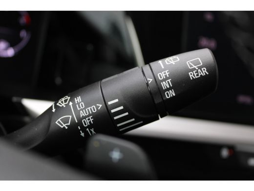 Opel Grandland 1.2 T. AUTOMAAT GS-Level 4 / Navigatie via Carplay / Stuur -en Stoelverwarmd / ECC / LED / 18'' L... ActivLease financial lease