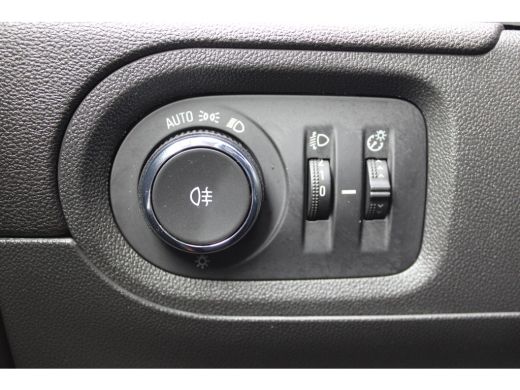 Opel Grandland 1.2 T. AUTOMAAT GS-Level 4 / Navigatie via Carplay / Stuur -en Stoelverwarmd / ECC / LED / 18'' L... ActivLease financial lease