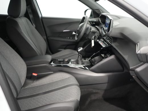 Peugeot 2008 1.2 PureTech 100 Allure | Achterbank in delen neerklapbaar | Achteruitrijcamera | Airco (automati... ActivLease financial lease