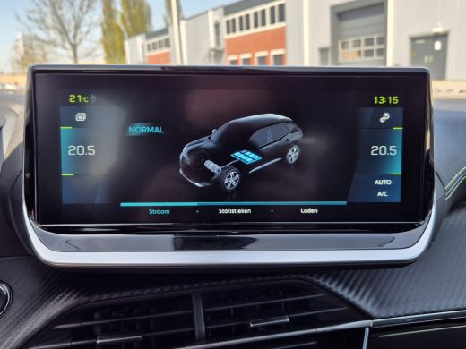 Peugeot 2008 GT elektrisch | 18" lichtmetalen velgen two tone zwart 'EVISSA' | 8 jaar fabrieksgarantie of 160... ActivLease financial lease