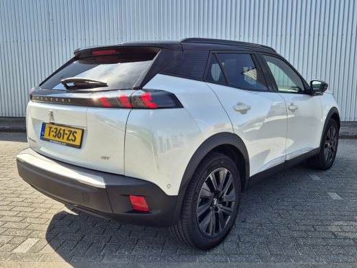Peugeot 2008 GT elektrisch | 18" lichtmetalen velgen two tone zwart 'EVISSA' | 8 jaar fabrieksgarantie of 160... ActivLease financial lease
