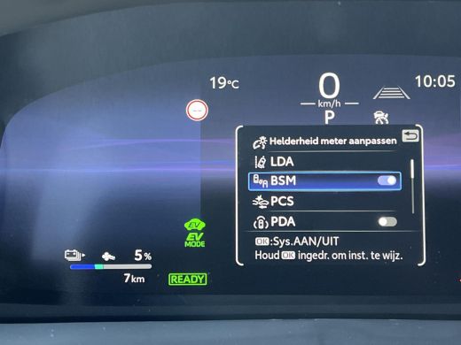 Toyota C-HR 2.0 Plug-in Hybrid 220 Executive | Metal oxide metallic met zwart dak | Nieuw uit voorraad leverb... ActivLease financial lease