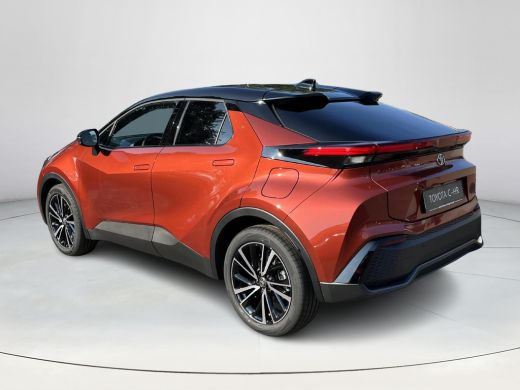 Toyota C-HR 2.0 Plug-in Hybrid 220 Executive | Metal oxide metallic met zwart dak | Nieuw uit voorraad leverb... ActivLease financial lease