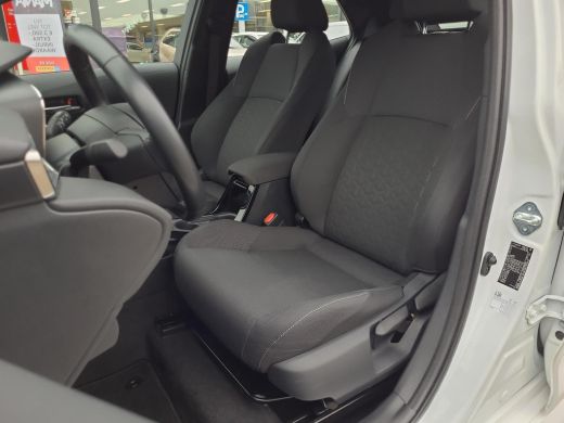 Toyota Corolla 1.8 Hybrid Active | Apple CarPlay | Adaptive Cruise | Parkeercamera | Rijklaarprijs incl. garantie | ActivLease financial lease