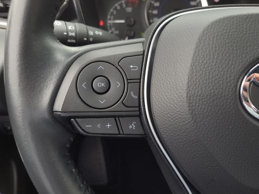 Toyota Corolla 1.8 Hybrid Active | Apple CarPlay | Adaptive Cruise | Parkeercamera | Rijklaarprijs incl. garantie | ActivLease financial lease