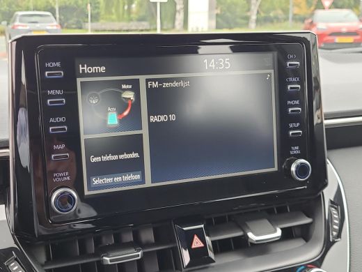 Toyota Corolla 1.8 Hybrid Active | Apple CarPlay | Adaptive Cruise | Parkeercamera | Rijklaarprijs incl. garantie | ActivLease financial lease