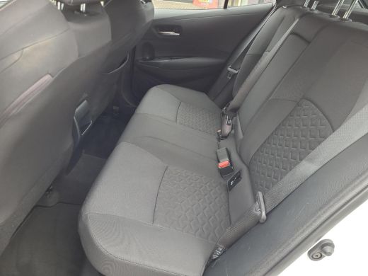 Toyota Corolla 1.8 Hybrid Active | Apple CarPlay | Adaptive Cruise | Parkeercamera | Rijklaarprijs incl. garantie | ActivLease financial lease