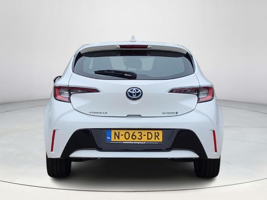 Toyota Corolla 1.8 Hybrid Active | Apple CarPlay | Adaptive Cruise | Parkeercamera | Rijklaarprijs incl. garantie | ActivLease financial lease
