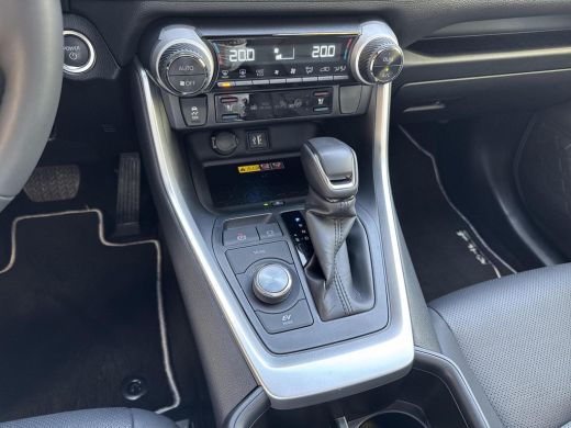 Toyota RAV4 2.5 Hybrid AWD Executive | 06-10141018 Voor meer informatie ActivLease financial lease