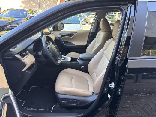 Toyota RAV4 2.5 Hybrid AWD Style | 06-10141018 Voor meer informatie ActivLease financial lease