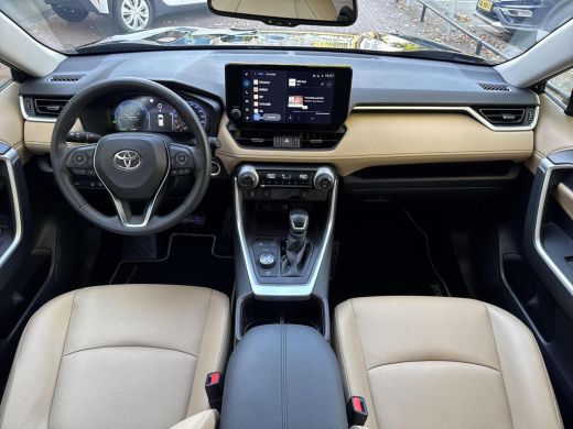 Toyota RAV4 2.5 Hybrid AWD Style | 06-10141018 Voor meer informatie ActivLease financial lease