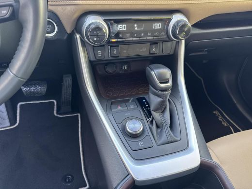 Toyota RAV4 2.5 Hybrid AWD Style | 06-10141018 Voor meer informatie ActivLease financial lease