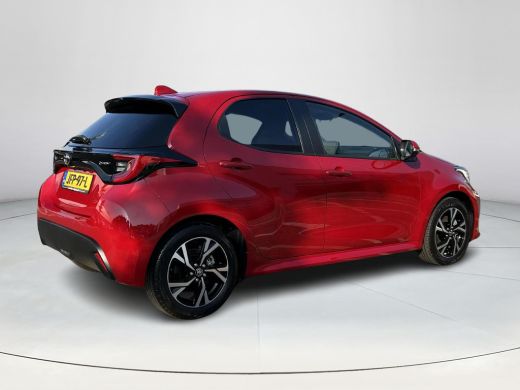 Toyota Yaris 1.5 Hybrid 115 Dynamic (Parkeersensoren V+A) ActivLease financial lease
