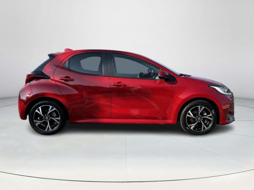 Toyota Yaris 1.5 Hybrid 115 Dynamic (Parkeersensoren V+A) ActivLease financial lease