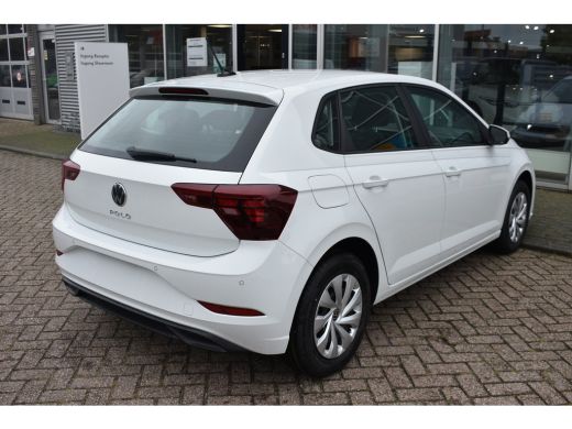 Volkswagen Polo Edition | 'App-Connect' smartphone integratie | Achterlichten LED | Afstandscontrolesysteem (Fron... ActivLease financial lease