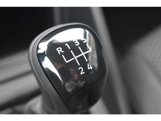 Volkswagen Polo Edition | 'App-Connect' smartphone integratie | Achterlichten LED | Afstandscontrolesysteem (Fron... ActivLease financial lease