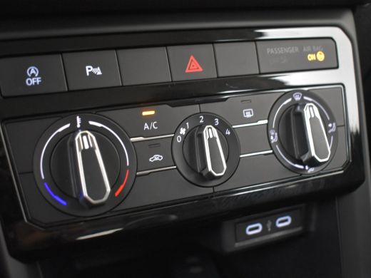 Volkswagen T-Cross 1.0 TSI Life 96pk | Adaptief cruise control |  Navigatie via app connect | Airco | Parkeersensore... ActivLease financial lease