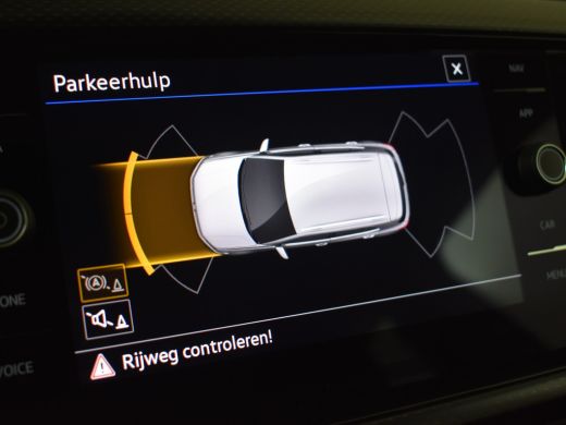 Volkswagen T-Cross 1.0 TSI Life 96pk | Adaptief cruise control |  Navigatie via app connect | Airco | Parkeersensore... ActivLease financial lease