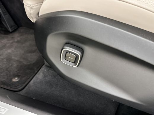 Volvo  EX90 Twin Motor Performance Ultra | 22" | Luchtvering | Trekhaak | Pilot Assist Pack | Climate | Getin... ActivLease financial lease