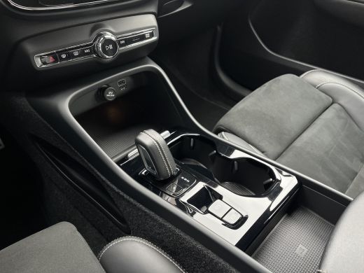 Volvo  XC40 1.5 T4 Recharge R-Design | Apple Carplay | On-Call | DAB | Cruise Control | ActivLease financial lease