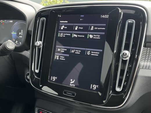 Volvo  XC40 1.5 T4 Recharge R-Design | Apple Carplay | On-Call | DAB | Cruise Control | ActivLease financial lease