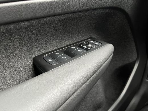 Volvo  XC40 1.5 T4 Recharge R-Design | Apple Carplay | On-Call | DAB | Cruise Control | ActivLease financial lease