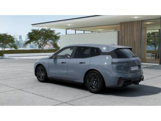 BMW iX xDrive45 M Sport / Trekhaak / Adaptief onderstel / Stoelventilatie / Parking Assistant Profession...