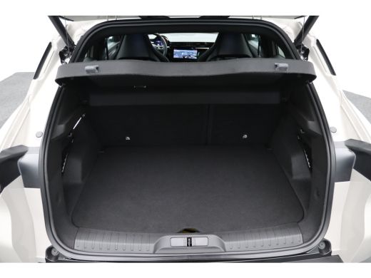 Alfa Romeo Junior Elettrica Speciale 54 kWh | Achterbank in delen neerklapbaar | Achteruitrijcamera | Airco (automa... ActivLease financial lease