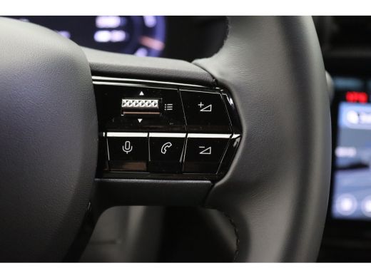 Alfa Romeo Junior Elettrica Speciale 54 kWh | Achterbank in delen neerklapbaar | Achteruitrijcamera | Airco (automa... ActivLease financial lease