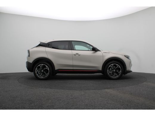 Alfa Romeo Junior Elettrica Speciale 54 kWh | Achterbank in delen neerklapbaar | Achteruitrijcamera | Airco (automa... ActivLease financial lease