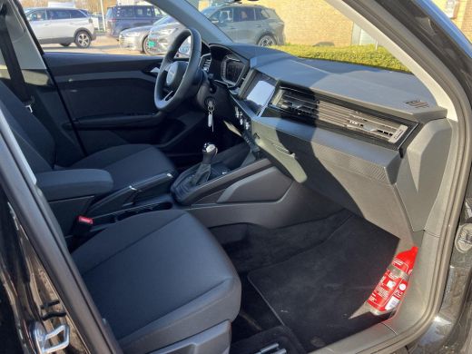 Audi A1 1.0 30 TFSI 85kW S tronic S Line |115 Pk | Automaat | Cruise control | PDC | Clima | Vitrtual Coc... ActivLease financial lease