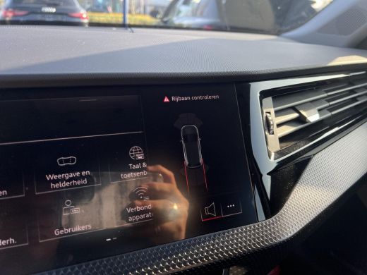 Audi A1 1.0 30 TFSI 85kW S tronic S Line |115 Pk | Automaat | Cruise control | PDC | Clima | Vitrtual Coc... ActivLease financial lease