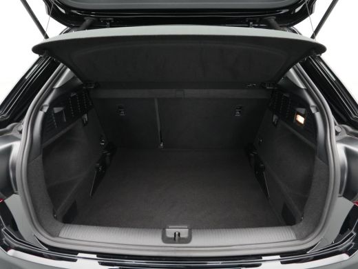 Audi Q2 35 TFSI 150pk Pro Line S-tronic Navi via App Clima Pdc Front Assist Dab 88 ActivLease financial lease