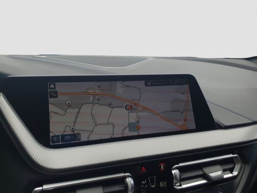 BMW 1 Serie 118i M-Sport | Stoelverwarming | Camera | Cruise Control | Climate ActivLease financial lease