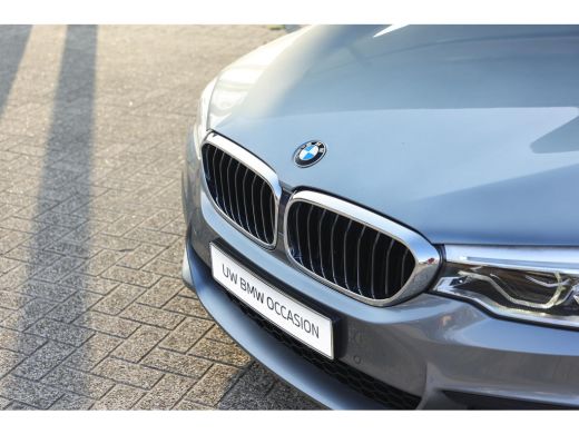 BMW 5 Serie 520i High Executive M Sport Automaat / Achteruitrijcamera / Adaptieve LED / Head-Up / Stoelverwar... ActivLease financial lease