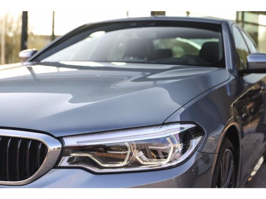 BMW 5 Serie 520i High Executive M Sport Automaat / Achteruitrijcamera / Adaptieve LED / Head-Up / Stoelverwar... ActivLease financial lease
