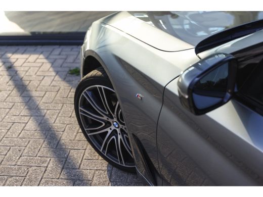 BMW 5 Serie 520i High Executive M Sport Automaat / Achteruitrijcamera / Adaptieve LED / Head-Up / Stoelverwar... ActivLease financial lease