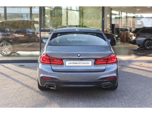 BMW 5 Serie 520i High Executive M Sport Automaat / Achteruitrijcamera / Adaptieve LED / Head-Up / Stoelverwar... ActivLease financial lease