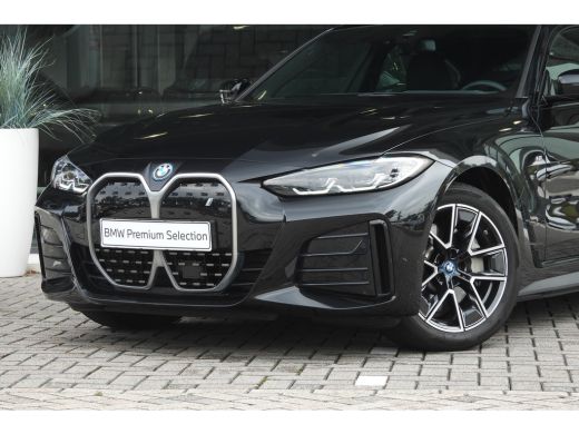 BMW i4 eDrive40 High Executive M Sport / Achteruitrijcamera / Stoelverwarming / Cruise Control / Aircond... ActivLease financial lease