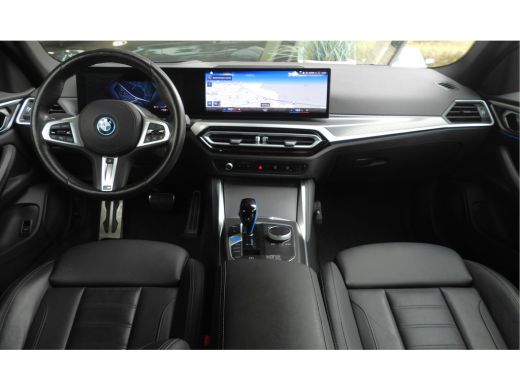 BMW i4 eDrive40 High Executive M Sport / Achteruitrijcamera / Stoelverwarming / Cruise Control / Aircond... ActivLease financial lease
