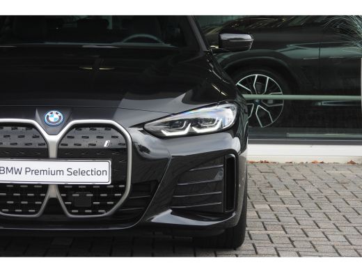 BMW i4 eDrive40 High Executive M Sport / Achteruitrijcamera / Stoelverwarming / Cruise Control / Aircond... ActivLease financial lease