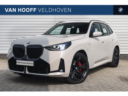 BMW X3 30e xDrive M Sport Automaat / Trekhaak / Sportstoelen / Stoelventilatie / Comfort Access / Adapti... BMW X3 30e xDrive M Sport Automaat / Trekhaak / Sportstoelen / Stoelventilatie / Comfort Access / Adapti...
