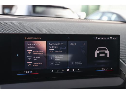 BMW X3 30e xDrive M Sport Automaat / Trekhaak / Sportstoelen / Stoelventilatie / Comfort Access / Adapti... ActivLease financial lease