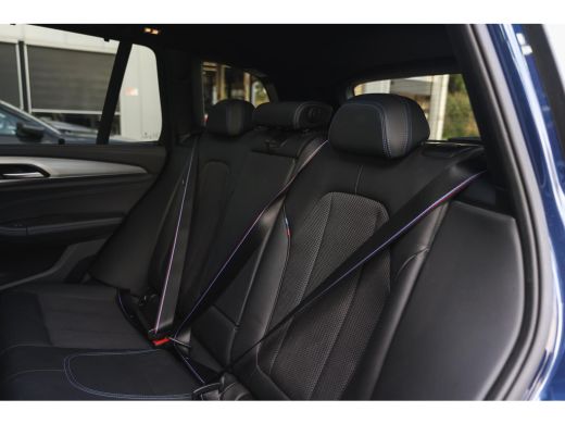 BMW X3 xDrive30e High Executive M Sport Automaat / Panoramadak / Trekhaak / Sportstoelen / Adaptief onde... ActivLease financial lease