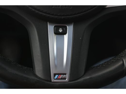 BMW X3 xDrive30e High Executive M Sport Automaat / Panoramadak / Trekhaak / Sportstoelen / Adaptief onde... ActivLease financial lease