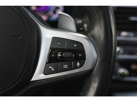 BMW X3 xDrive30e High Executive M Sport Automaat / Panoramadak / Trekhaak / Sportstoelen / Adaptief onde... ActivLease financial lease