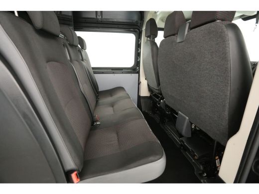 Citroën Jumper 30 2.2 BlueHDi L2H2 | DC | Airco | Camera | Cruise | 2500kg | Trekh. | Navigatie ActivLease financial lease