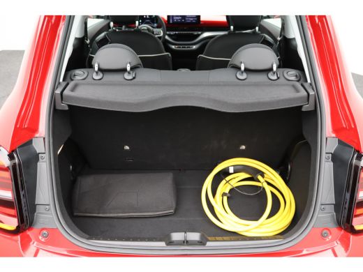 Fiat 500 Urban 42 kWh | Airco (automatisch) | Apple Carplay/Android Auto|telefoonintegratie premium | Audi... ActivLease financial lease
