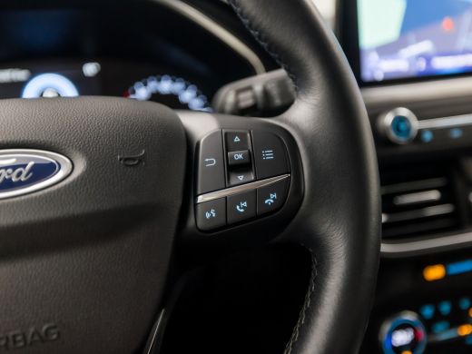 Ford Focus 1.0 EcoBoost Titanium Sport (APPLE CARPLAY, GROOT NAVI, KEYLESS, LED KOPLAMPEN, GETINT GLAS, SPOR... ActivLease financial lease