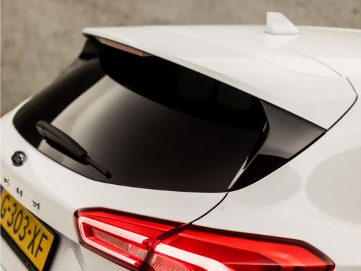 Ford Focus 1.0 EcoBoost Titanium Sport (APPLE CARPLAY, GROOT NAVI, KEYLESS, LED KOPLAMPEN, GETINT GLAS, SPOR... ActivLease financial lease